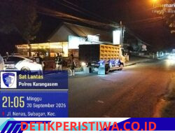 Cegah Lakalantas, Satlantas Polres Karangasem Himbau Para Sopir Truk untuk Tidak Parkir di Bahu Jalan