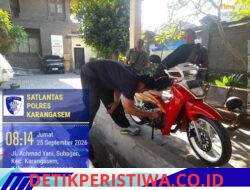 Sebelum Penerbitan STNK dan TNKB Baru, Petugas Sat Lantas di SAMSAT Karangasem Lakukan Gosok Nosin dan Noka