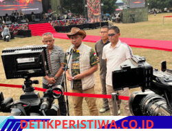 Panglima TNI Beri Penghargaan Kepada Juara Festival Band 2026