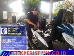Sebelum Penerbitan STNK dan TNKB, Petugas Sat Lantas di SAMSAT Karangasem Gosok Nosin dan Noka di SAMSAT Karangasem
