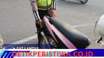 Tekan Penggunaan Knalpot Brong Unit Turjawali Berikan Tilang Manual, Amankan Kendaraan dengan Kenalpot Brong ke Polres Karangasem