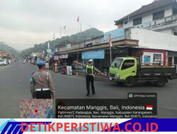 Antisipasi Kepadatan Kendaraan, personel Polsek Kawasan Pelabuhan Padangbai Lakukan Gatur Lalin di Sejumlah Titik Strategis 