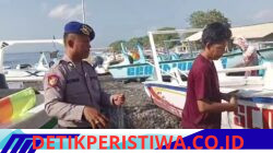 Dengan Sepenuh Hati, Sat Polairud Polres Karangasem Bantu Warga Nelayan Lepas Ikan Hasil Tangkapan
