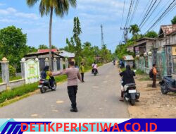 POLSEK Makmur hadir berikan rasa aman bagi pelajar dan pengguna jalan 