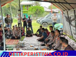 Kapolres Aceh Tengah Turun ke Huntara Bintang Pepara, Salurkan Bantuan dan Pastikan Warga Terdata