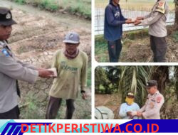 Polres OKU Timur Melalui polsek Buay Madang Melaksanakan Kegiatan Berbagi Sedekah kepada Warga