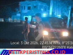 Jaga Kondusivitas Situasi Kamtibmas pada Malam Minggu, Polsek Bebandem Gelar Blue Light Patrol di Jalur Rawan dan Pemukiman