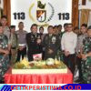 Kapolres Bireuen Bawa Kue Ulang Tahun ke Batalyon 113 JS, Ucapkan Selamat HUT TNI Ke – 81