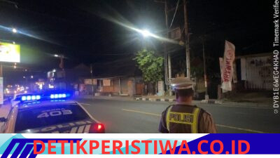 Melalui Patroli Hunting System dan Blue Light Patrol, Unit Turjagwali  Menyusuri Jalan Kesatrian Diponogoro dan Kartini 