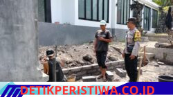 Perkuat Sinergi Bhabinkamtibmas Sinduwati Sambangi Buruh Proyek, Sampaikan Pesan Kamtibmas