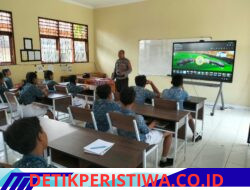 Polsek Sidemen Sosialisasikan SPMB SMA Kemala Taruna Bhayangkara, kepada Siswa-siswi SMPN 2 Sidemen
