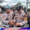 Cegah Personil Polsek Sidemen Terlibat Judol dan Pinjol, Propam Polsek Sidemen Periksa Handphone setiap Personelnya