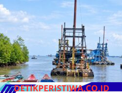 Aktivitas Ponton Diduga Tambang Timah di Tanjung Bunga Disorot