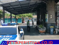 Bangkitkan Kesadaran Tertib dalam Berlalulintas, Satlantas Polres Karangasem Gelar Patroli Dialogis di Areal Pertokoan Arta Sedana