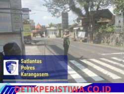 Pastikan Kawasan Wisata Kondusif,  Personel Sat Lantas Berikan Pengamanan di Kawasan Obyek Wisata Tirtagangga