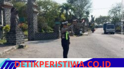 Pastikan Aman dan Arus Lalulintas Lancar, Sat Lantas Polres Karangasem Berikan Pengamanan di Kawasan Wisata Taman Sukasada Ujung