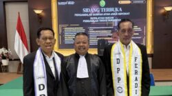 Eko Ponco, S.H. Sumpah Advokat  GRATIS Melalui FERADI WPI di Pengadilan Tinggi Surabaya didampingi Pengurus DPP Adv.Dwi Siswanto & Adv.Yulianto Kiswocahyono