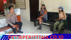 Kapolsek Sidemen Imbau Wisatawan Asing untuk Tertib dalam Berlalu Lintas dan Gunakan Helm SNI