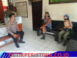 Kapolsek Sidemen Imbau Wisatawan Asing untuk Tertib dalam Berlalu Lintas dan Gunakan Helm SNI