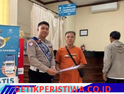 Polres Karangasem Ajak Masyarakat Gunakan Aplikasi SIGNAL, Bayar Pajak Kendaraan Melalui Online
