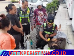 Kelelahan Mengantre saat Beli BBM Warga Alami Kejang, Sidokkes Polres Jembrana Segera Evakuasi ke Rumah Sakit