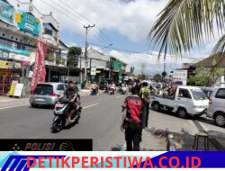 Antrean Panjang Pembelian BBM Mengular, Polres Karangasem Siagakan Personelnya di Area SPBU Jasri dan Subagan