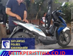 Pastikan Keabsahan Status Kendaraan, Petugas Samsat Polres Karangasem Gosok Nosin dan Noka