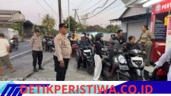 Di Tengah Antrean BBM Pertamax, Polsek Selat Berikan Pengamanan dan Gatur Lalin di Pertashop Selat dan Pertashop Muncan