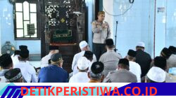 Jumat Keliling, Kapolres Aceh Timur Ajak Jamaah Bersama Jaga Kamtibmas