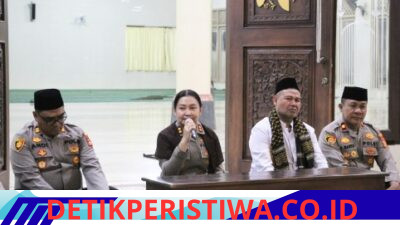 Pererat Kedekatan Polri dengan Masyarakat, Kapolres Jembrana Gelar Subuh Keliling di Loloan Barat 
