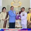 Ketua Umum PPAL Serahkan KTA Kepada 39 Pati Wisudawan Pada Upacara Wisuda Purnawira di AAL Bumi Moro Surabaya