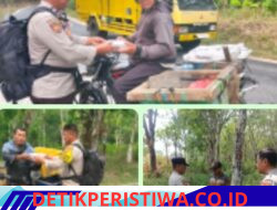 Kegiatan Sedekah Dan Berbagi Personil Polsek MDS I Polres Oku Timur