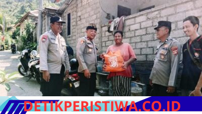 Berbagi Kasih Polri kepada Masyarakat, Kapolsek Padangbai Salurkan Bantuan Sembako kepada Warga yang Kurang Mampu 