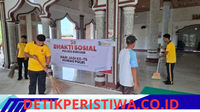 Sambut Hari Jadi Ke-75 Humas Polri, Polres Bireuen Gelar Gotong Royong di Masjid Baitul Izzah