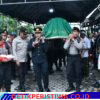 Beri Penghormatan Terakhir, Kapolres Aceh Timur Pimpin Upacara Pemakaman Aiptu Miko Fernandez