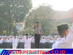 Pimpin Upacara di SMAN 1 Denpasar, Wakapolda Bali Tegaskan Komitmen “Polisi Peduli Pendidikan” dan Perang Lawan Narkoba