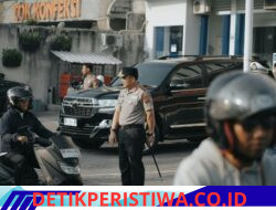 Wujudkan Polisi Bersama Masyarakat, Kapolda Bali Turun Langsung Atur Lalu Lintas di Denpasar