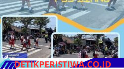 Polisi Sahabat Anak, Anggota Lantas Polres Karangasem Bantu Sebrangkan Siswa-siswi SD Negeri 4 Subagan