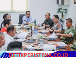 Kapolda Bali Dampingi Kunjungan Kerja Menteri ESDM RI, di Depo BBM Sanggaran Denpasar