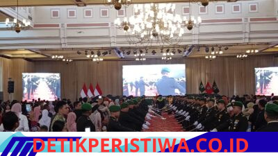 Wisuda STHM XXVIII dan Pasca Sarjana Berlangsung Meriah