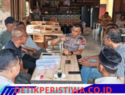 Kapolsek Peudawa Perkuat Sinergi Jaga Kamtibmas Bersama Tokoh Masyarakat Gampong Keude