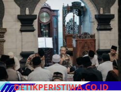 Gelar Program Suling di Masjid Al-Hikmah Kesiman, Polda Bali Sapa dan Ajak Jama’ah Menjaga Toleransi Antar Umat Beragama 