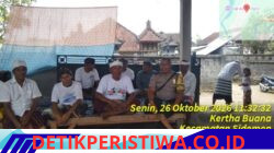 Pererat Sinergi dalam Menjaga Situasi Kamtibmas, Bhabinkamtibmas Kertha Buana Sambangi Warga di Pura Dadia Tangkas Kori Agung