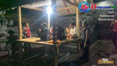 Ciptakan Situasi Kamtibmas Kondusif, Polsek Bebandem Gelar Blue Light Patrol dan Sambangi Objek Vital di Malam Hari