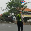 Wujudkan Kamseltibcarlantas yang Kondusif, Personel Sat Lantas Polres Karangasem Intensifkan Gatur Lalin di Simpang 3 Pesagi