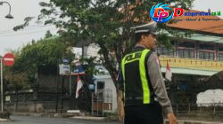 Wujudkan Kamseltibcarlantas yang Kondusif, Personel Sat Lantas Polres Karangasem Intensifkan Gatur Lalin di Simpang 3 Pesagi