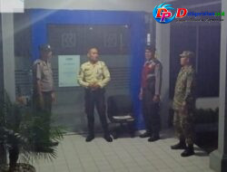 Sinergi TNI-Polri, Polsek Bebandem Gelar Patroli 3 Pilar Demi Menjaga Kondusivitas Wilkumnya 
