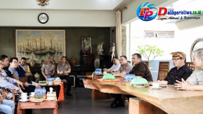 Penuh Kebersamaan dan Keakraban, Kapolda Bali Perkuat Kedekatan dengan Masyarakat Melalui Program Kumpul Bersama