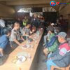 Cangkrukan Kamtibmas, Kapolres Pelabuhan Tanjung Perak Serap Aspirasi Pekerja Pasar Pabean