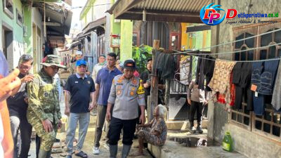 Wali Kota Lhokseumawe Bersama Forkopimda dan Masyarakat Gotong Royong Bersihkan Drainase Pusong Baru